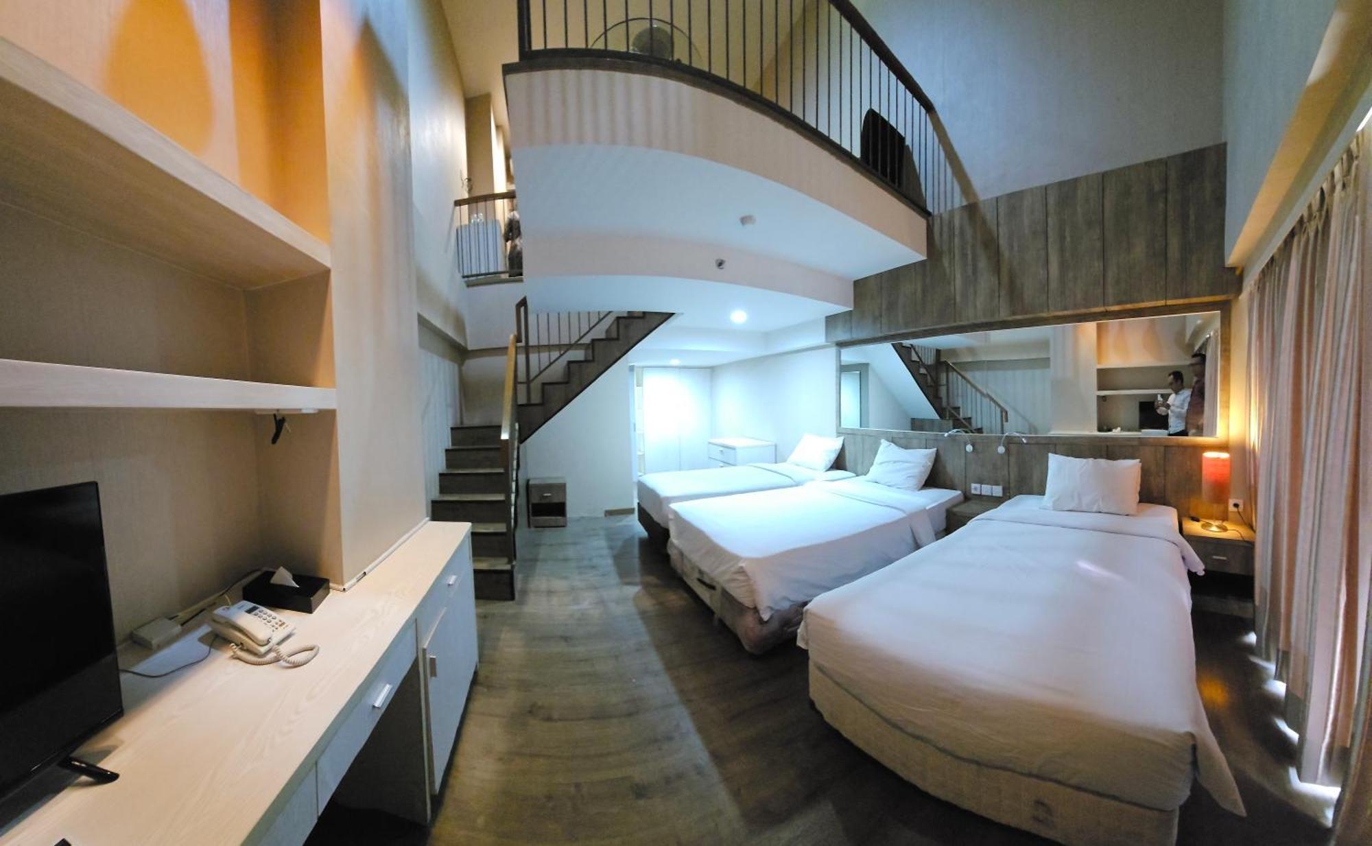 Student Park Hotel Maguwo Экстерьер фото