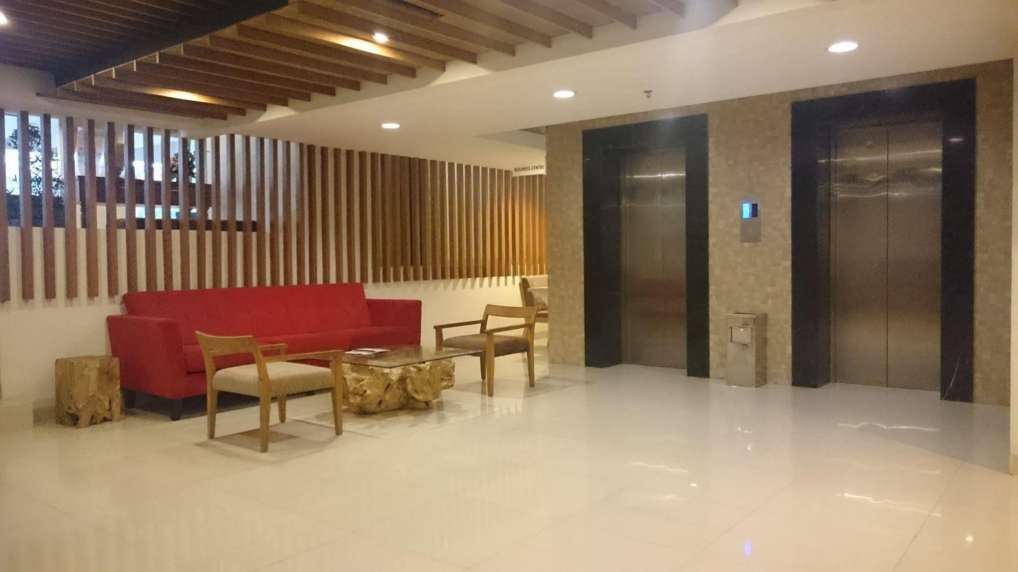 Student Park Hotel Maguwo Экстерьер фото