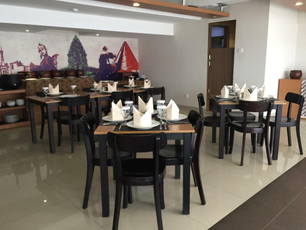 Student Park Hotel Maguwo Экстерьер фото